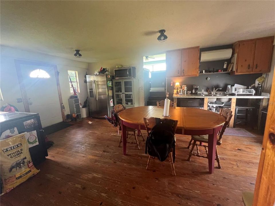 待售: $799,900 (20.00 acres)