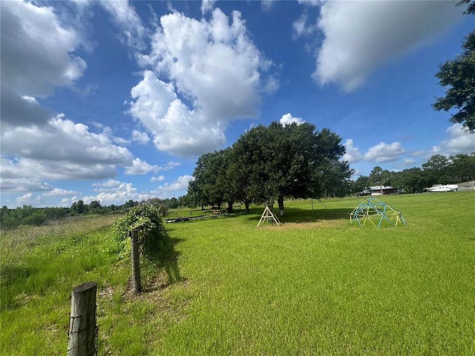 待售: $799,900 (20.00 acres)
