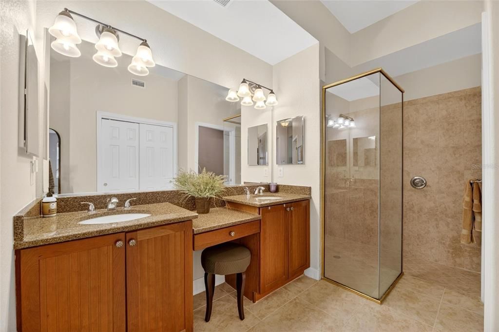 For Sale: $349,500 (3 beds, 2 baths, 1860 Square Feet)