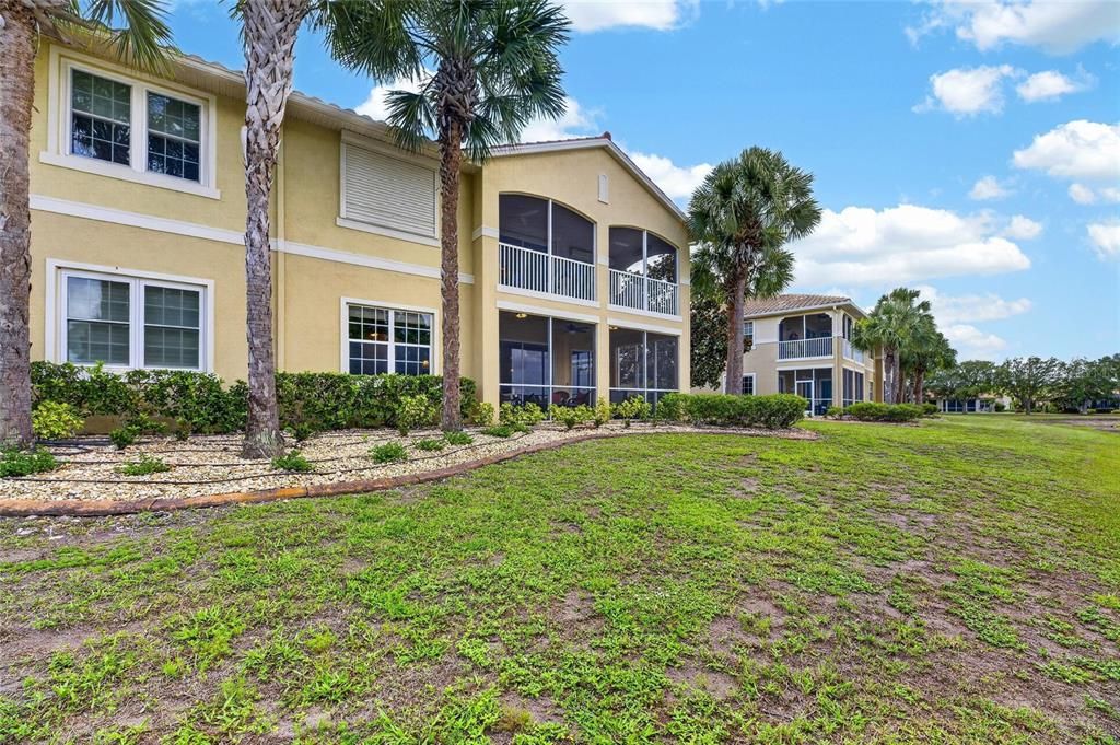For Sale: $349,500 (3 beds, 2 baths, 1860 Square Feet)