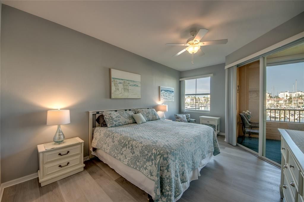 For Sale: $390,000 (2 beds, 2 baths, 1155 Square Feet)