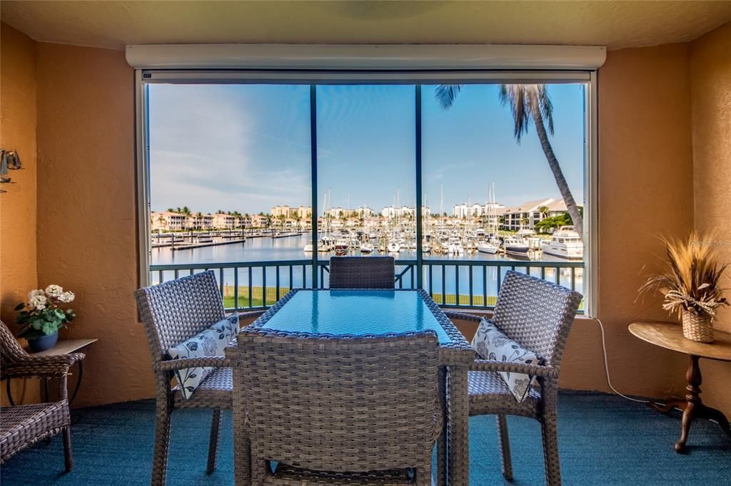 For Sale: $390,000 (2 beds, 2 baths, 1155 Square Feet)