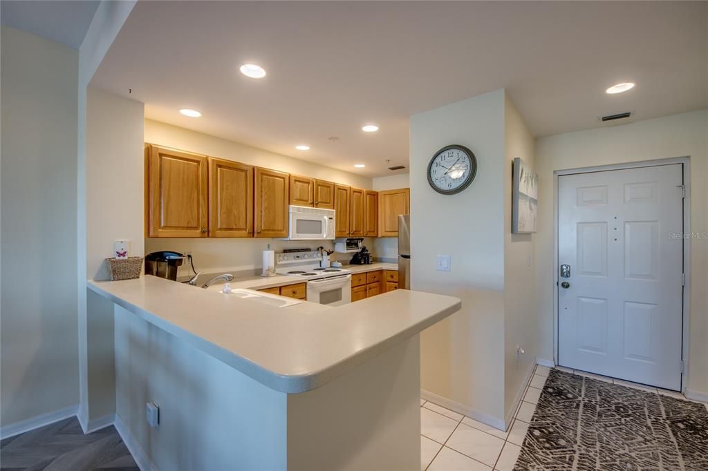 For Sale: $390,000 (2 beds, 2 baths, 1155 Square Feet)