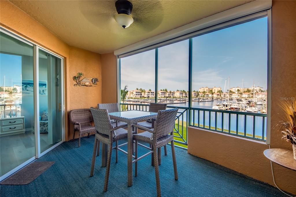 For Sale: $390,000 (2 beds, 2 baths, 1155 Square Feet)