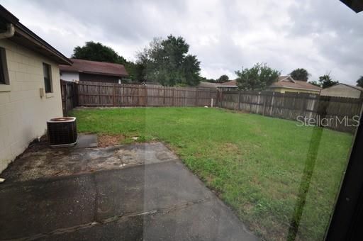 For Rent: $2,200 (3 beds, 2 baths, 1396 Square Feet)