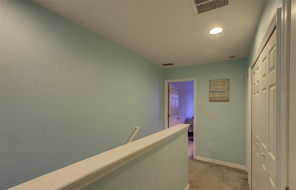 For Sale: $270,000 (2 beds, 2 baths, 1210 Square Feet)