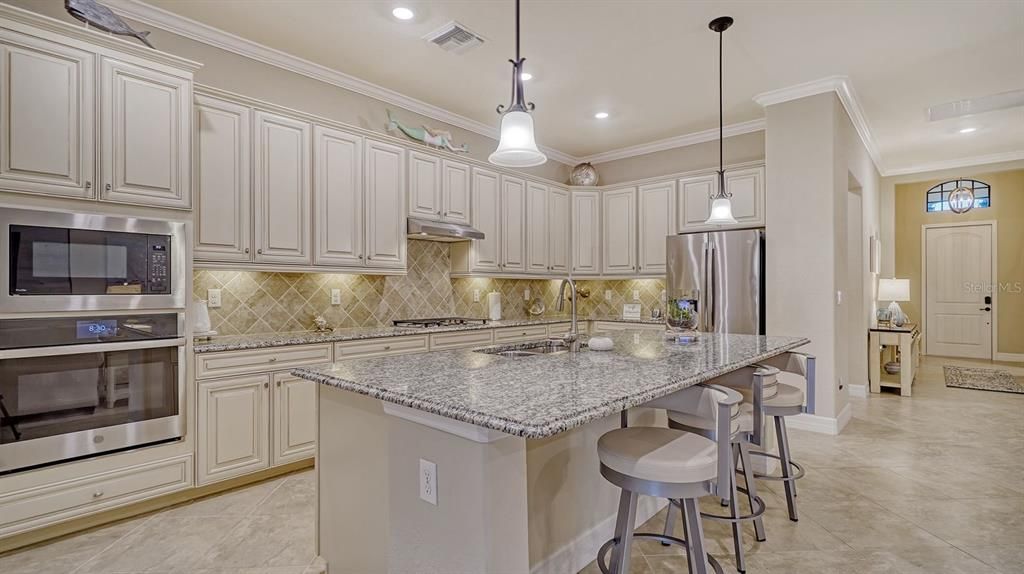 For Sale: $1,100,000 (4 beds, 3 baths, 2247 Square Feet)