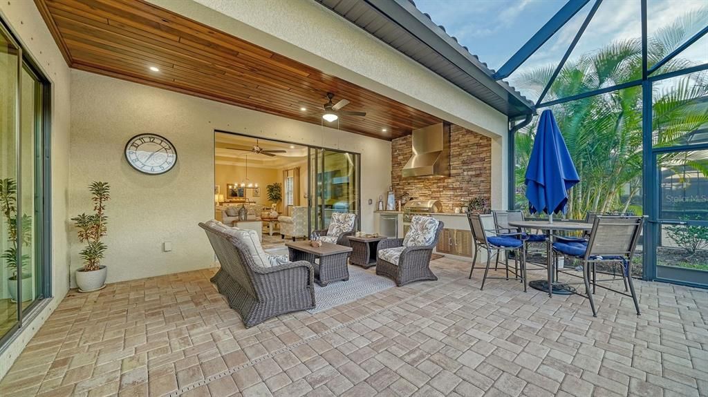 For Sale: $1,100,000 (4 beds, 3 baths, 2247 Square Feet)
