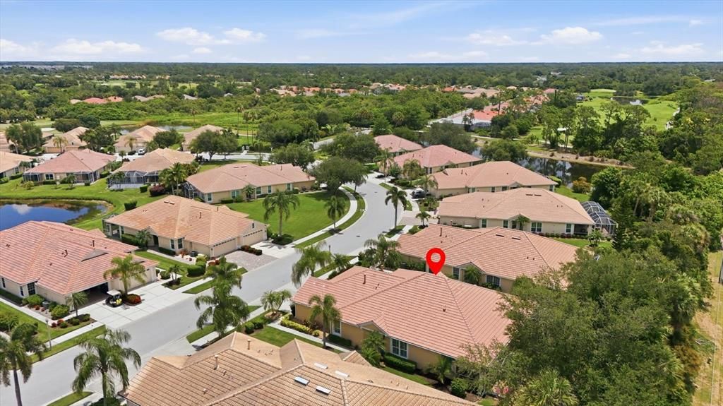 For Sale: $289,900 (2 beds, 2 baths, 1385 Square Feet)