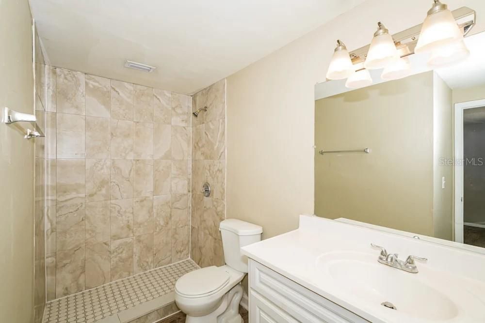 В аренду: $1,995 (3 спален, 2 ванн, 1269 Квадратных фут)