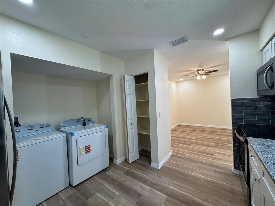 For Rent: $2,100 (3 beds, 2 baths, 1192 Square Feet)