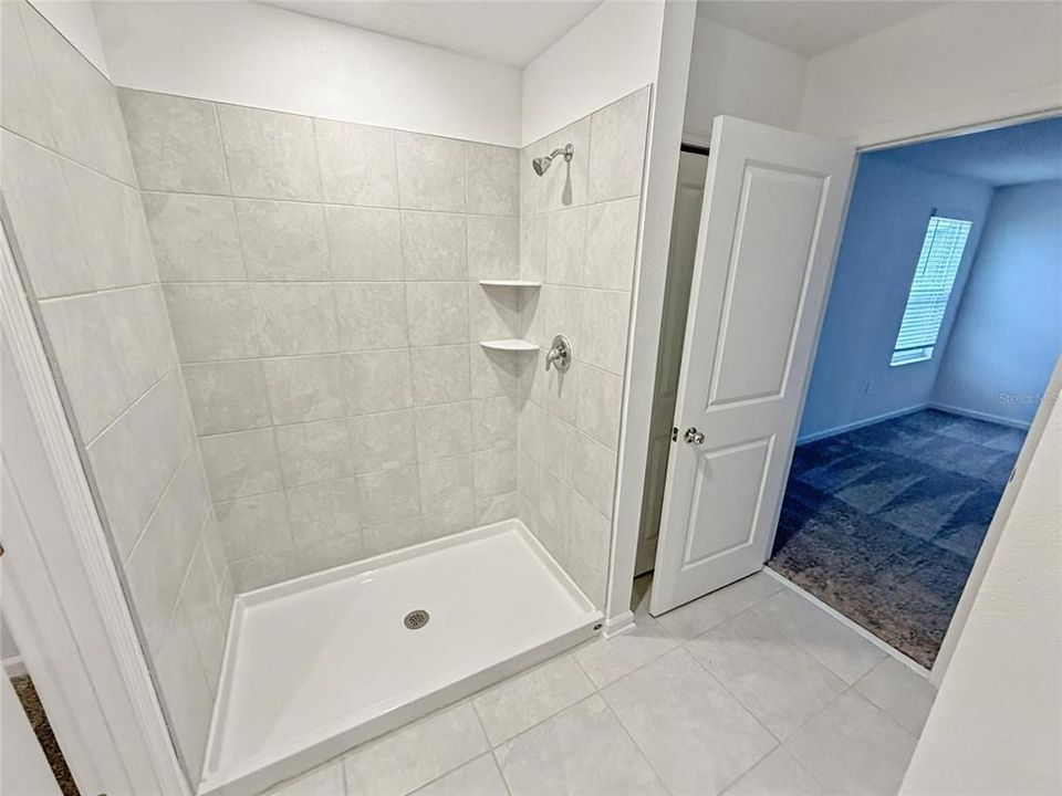 En Venta: $339,999 (4 camas, 2 baños, 2008 Pies cuadrados)