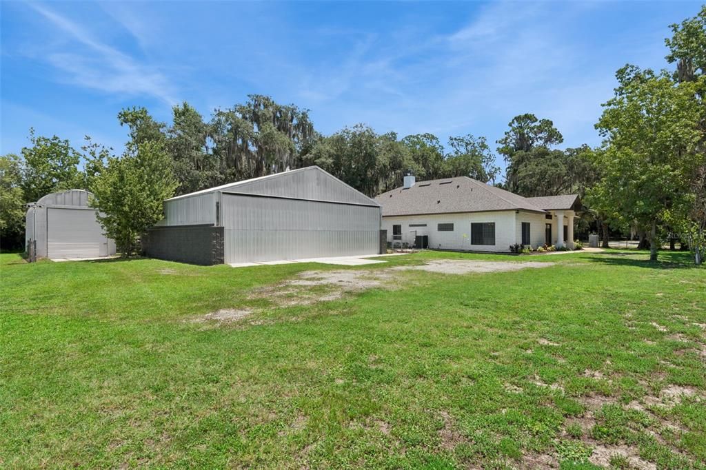 For Sale: $700,000 (3 beds, 2 baths, 2500 Square Feet)