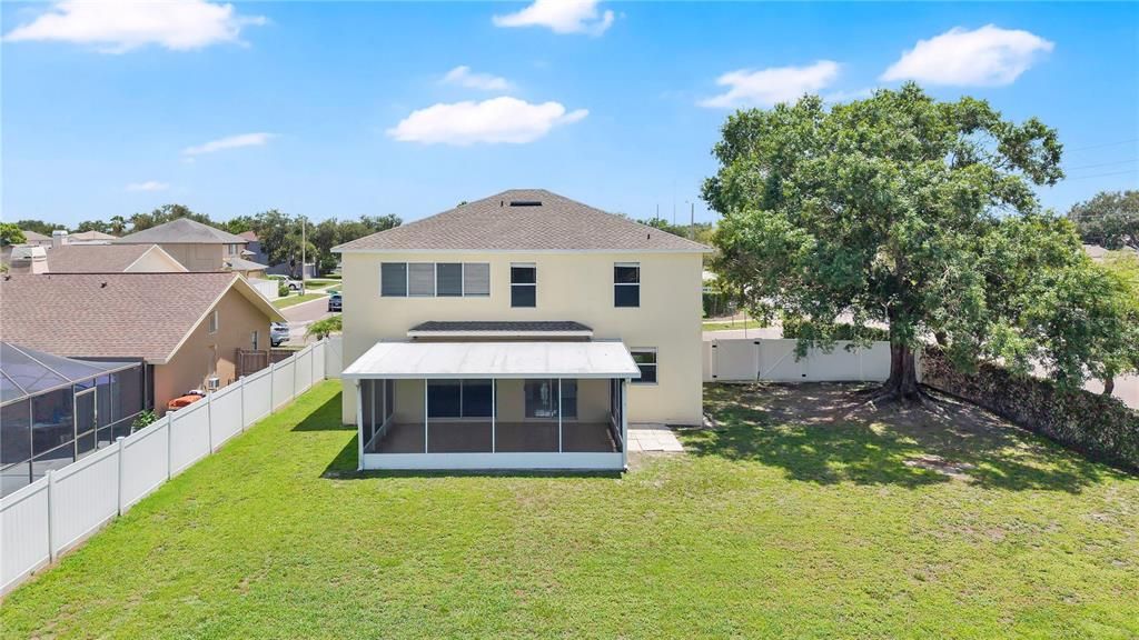 На продажу: $389,900 (4 спален, 2 ванн, 2354 Квадратных фут)
