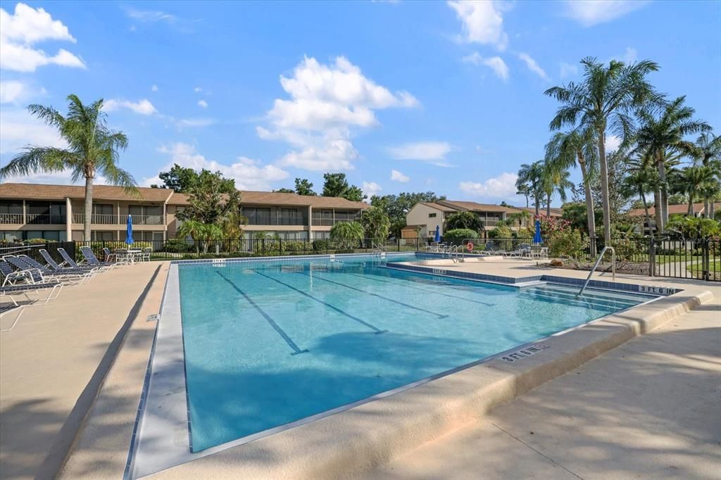 En Venta: $219,900 (2 camas, 2 baños, 972 Pies cuadrados)