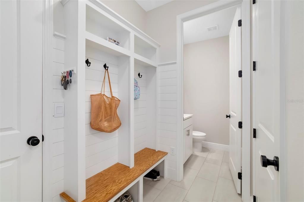 Activo con contrato: $785,000 (4 camas, 3 baños, 3314 Pies cuadrados)