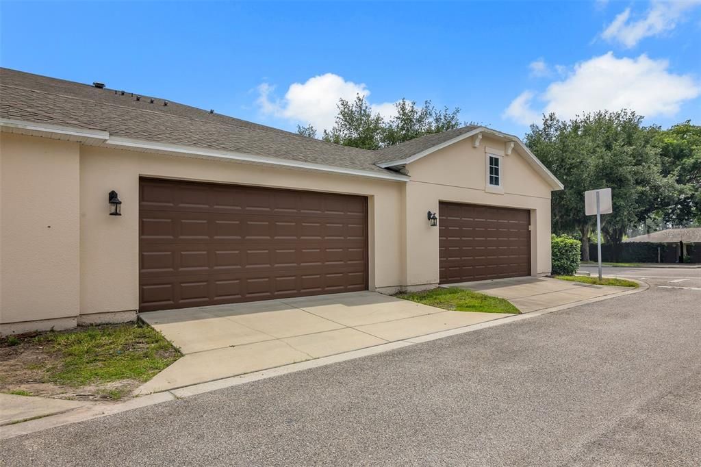 For Sale: $430,000 (3 beds, 2 baths, 1919 Square Feet)