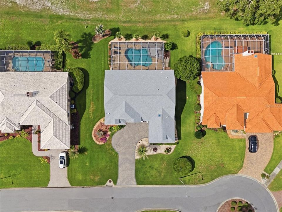 En Venta: $419,000 (3 camas, 2 baños, 2403 Pies cuadrados)