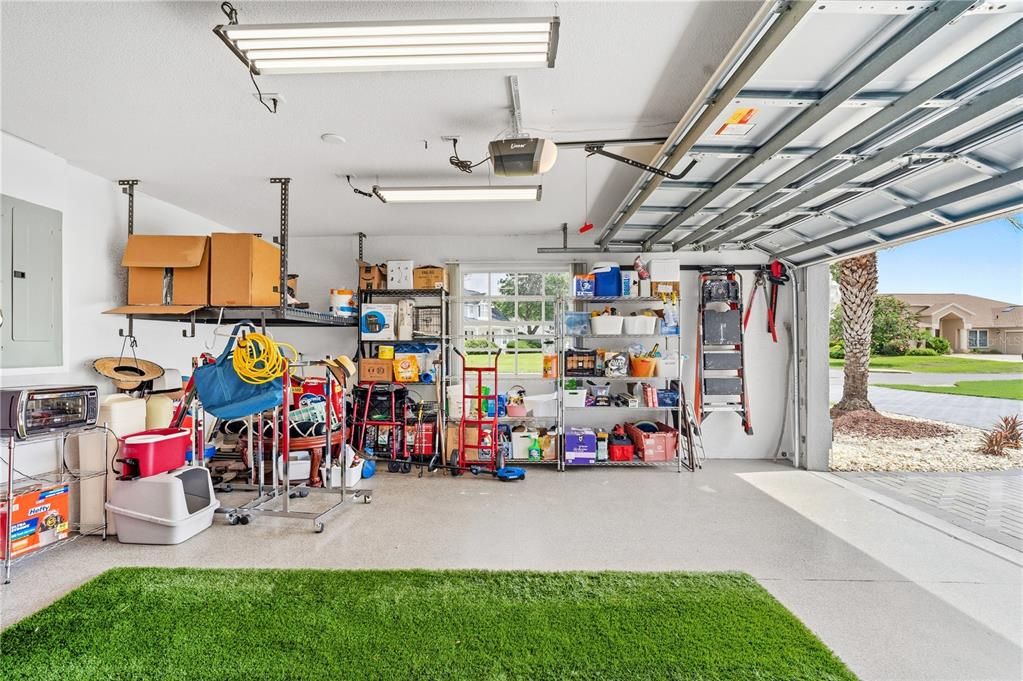 En Venta: $419,000 (3 camas, 2 baños, 2403 Pies cuadrados)