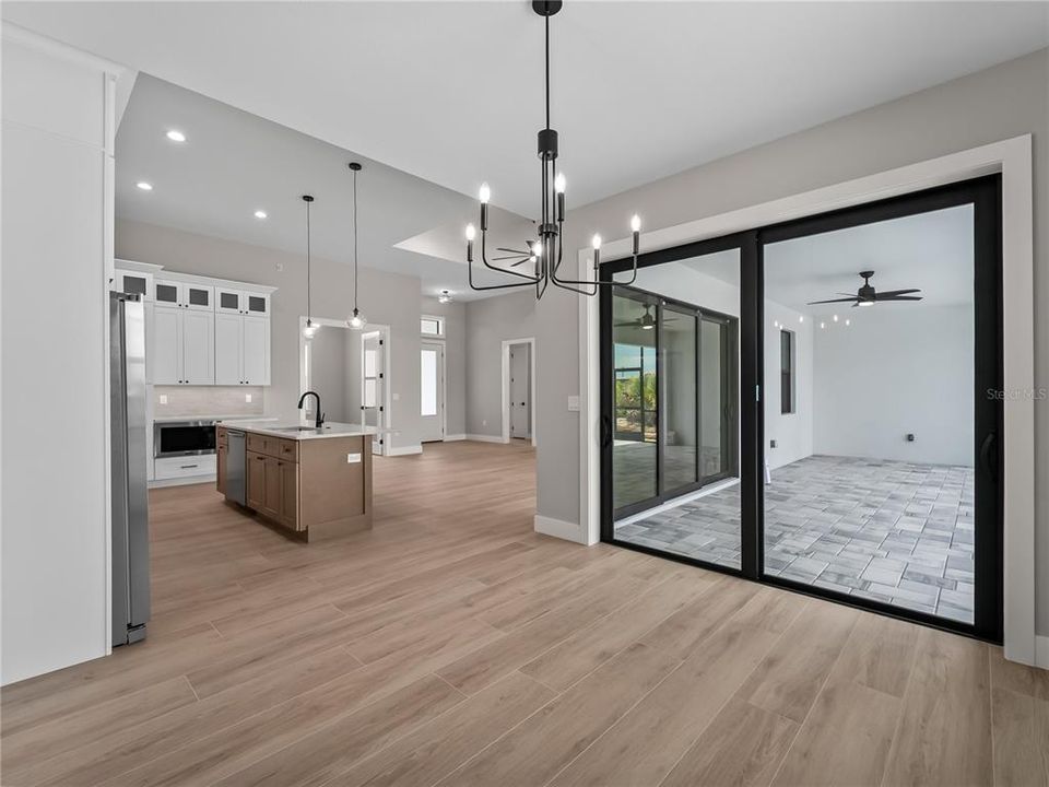 На продажу: $489,900 (3 спален, 2 ванн, 1738 Квадратных фут)
