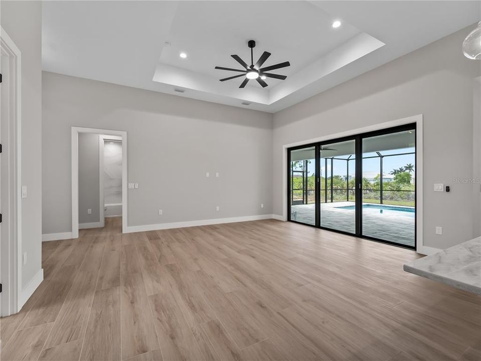 На продажу: $489,900 (3 спален, 2 ванн, 1738 Квадратных фут)