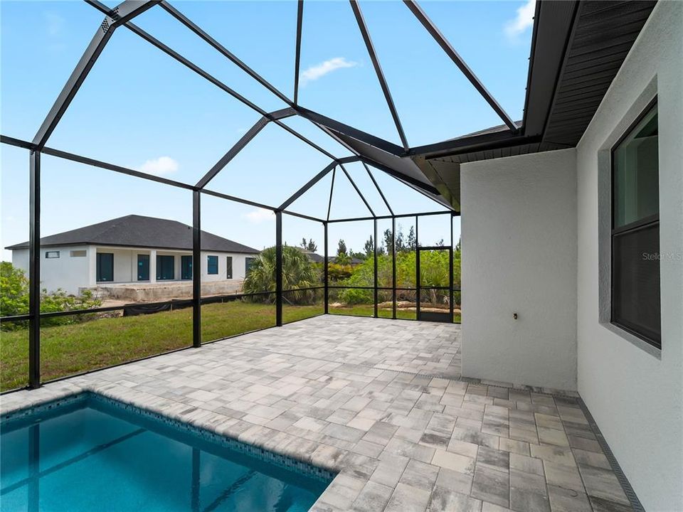 На продажу: $489,900 (3 спален, 2 ванн, 1738 Квадратных фут)