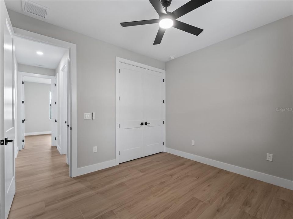 На продажу: $489,900 (3 спален, 2 ванн, 1738 Квадратных фут)