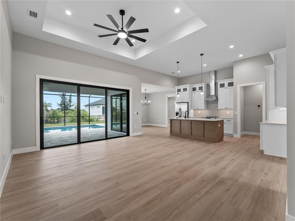 На продажу: $489,900 (3 спален, 2 ванн, 1738 Квадратных фут)