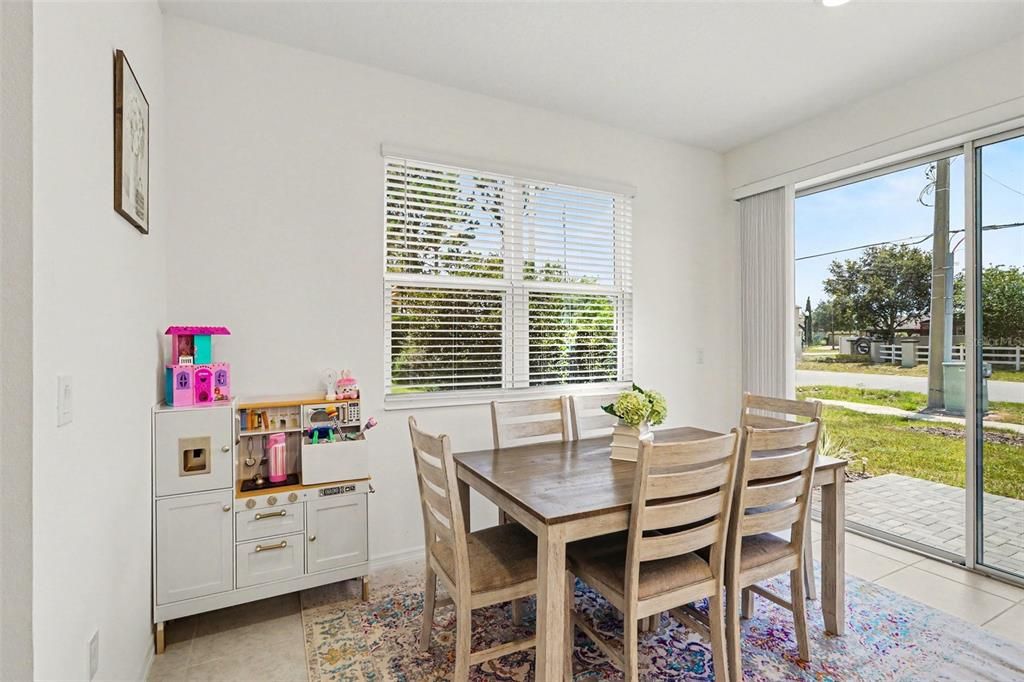 For Sale: $399,900 (3 beds, 2 baths, 1708 Square Feet)
