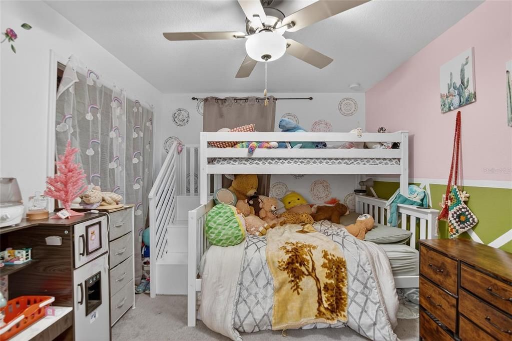 For Rent: $2,400 (3 beds, 2 baths, 1787 Square Feet)