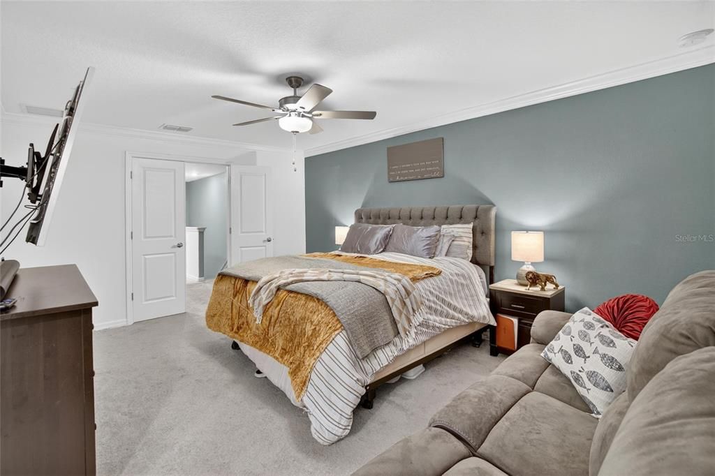 For Rent: $2,400 (3 beds, 2 baths, 1787 Square Feet)