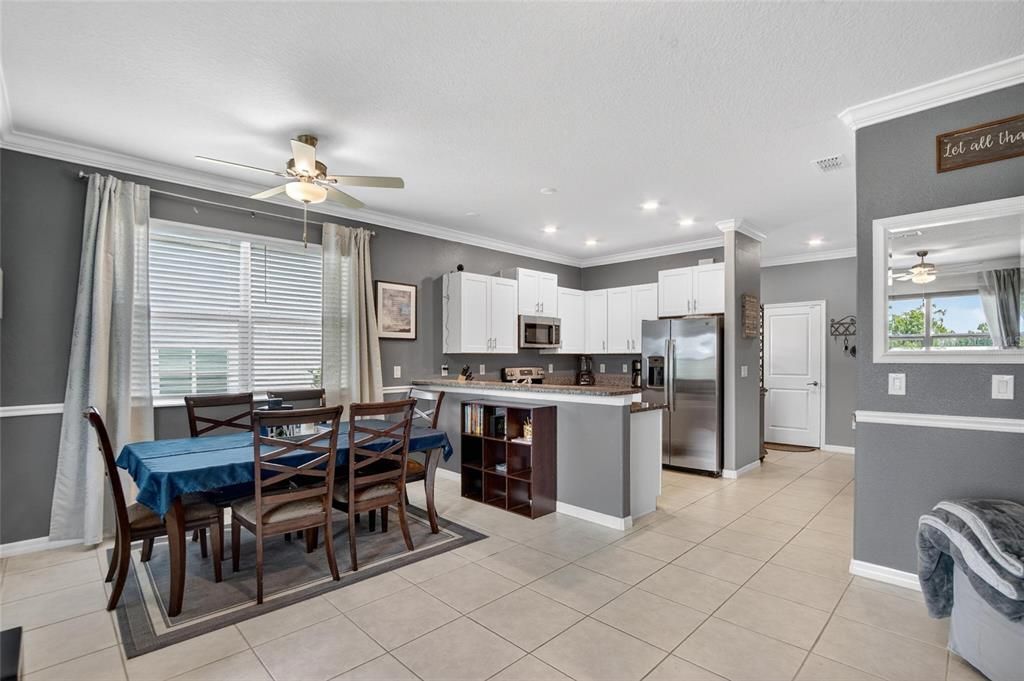 For Rent: $2,400 (3 beds, 2 baths, 1787 Square Feet)