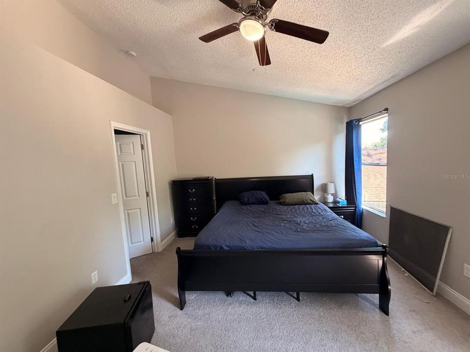 For Rent: $2,700 (4 beds, 3 baths, 1987 Square Feet)