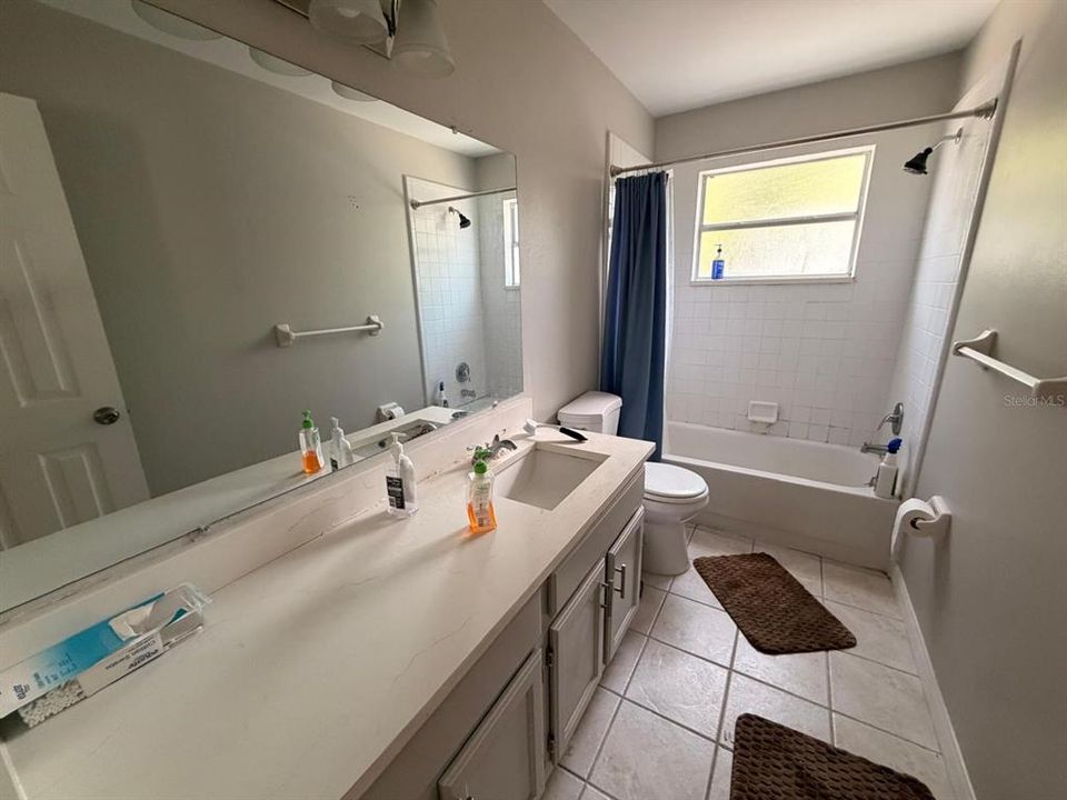 For Rent: $2,700 (4 beds, 3 baths, 1987 Square Feet)