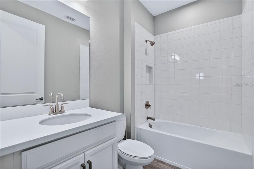 For Sale: $485,000 (3 beds, 2 baths, 1831 Square Feet)