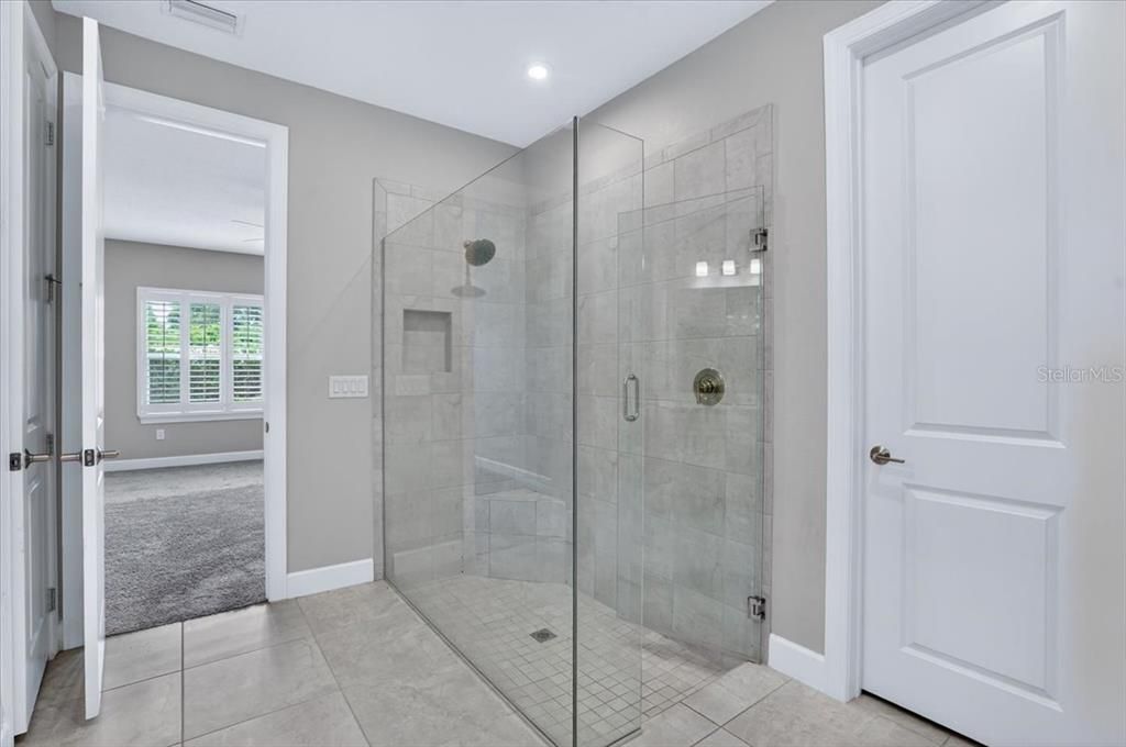 For Sale: $485,000 (3 beds, 2 baths, 1831 Square Feet)