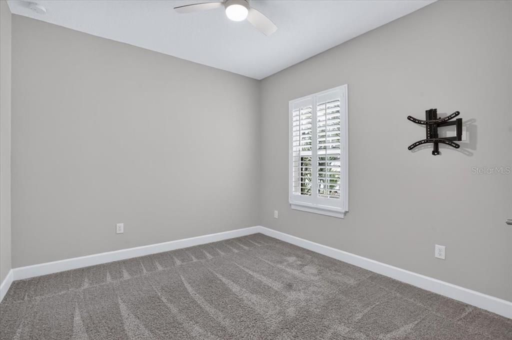 For Sale: $485,000 (3 beds, 2 baths, 1831 Square Feet)