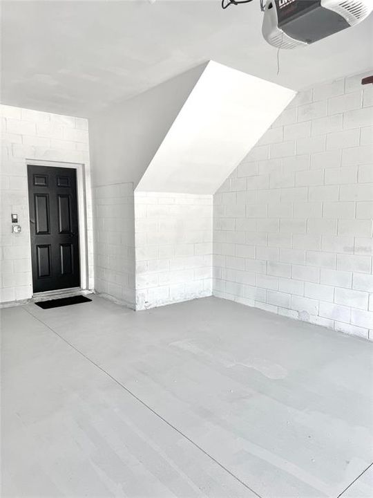 For Rent: $2,250 (3 beds, 2 baths, 1513 Square Feet)