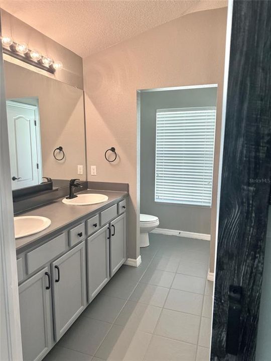 For Rent: $2,250 (3 beds, 2 baths, 1513 Square Feet)