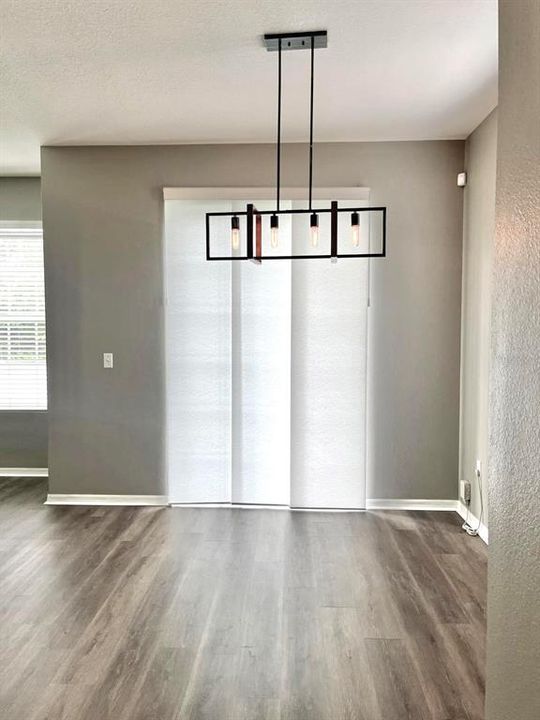 For Rent: $2,250 (3 beds, 2 baths, 1513 Square Feet)
