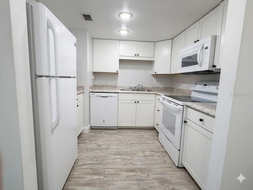 En Venta: $110,000 (2 camas, 1 baños, 826 Pies cuadrados)