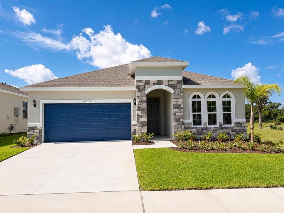 For Sale: $363,389 (4 beds, 2 baths, 1938 Square Feet)