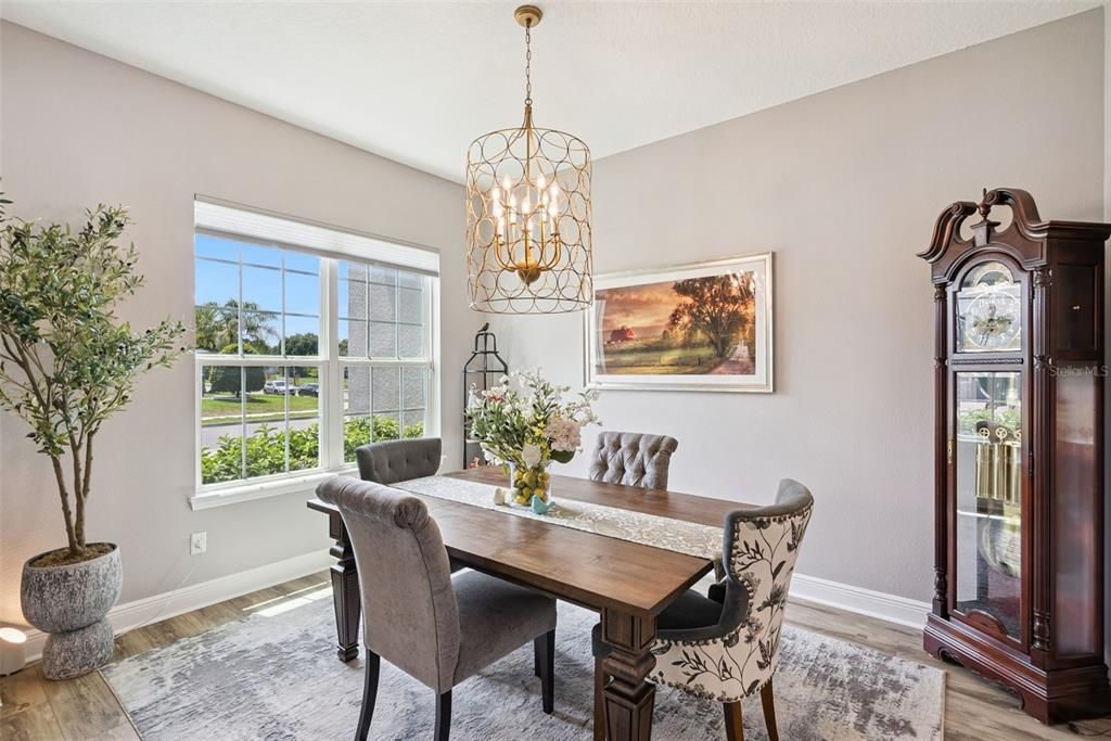 En Venta: $959,000 (7 camas, 5 baños, 5273 Pies cuadrados)