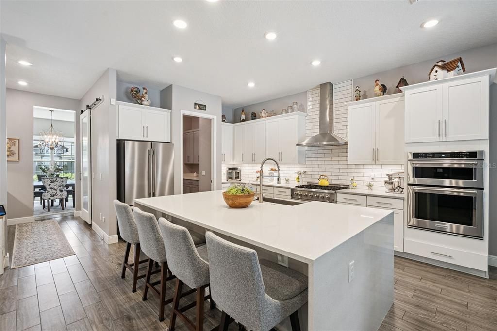 En Venta: $959,000 (7 camas, 5 baños, 5273 Pies cuadrados)