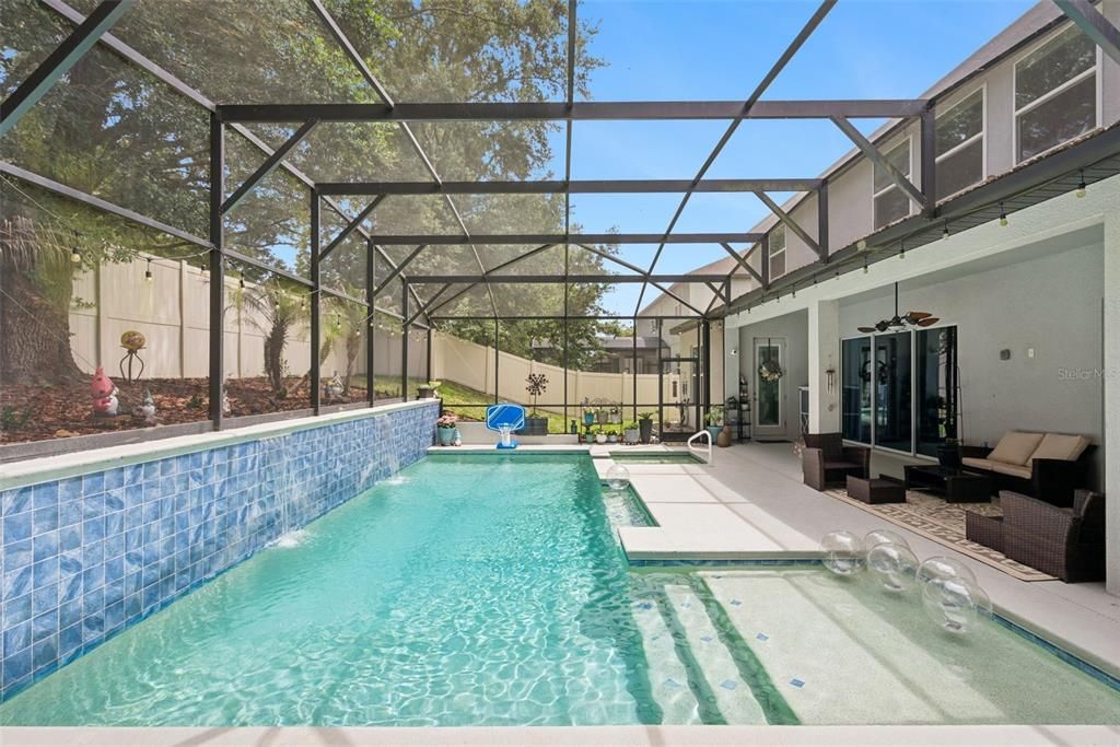 En Venta: $959,000 (7 camas, 5 baños, 5273 Pies cuadrados)