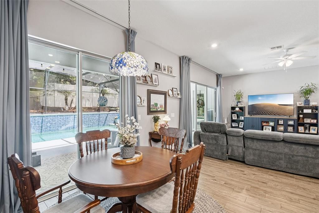 En Venta: $959,000 (7 camas, 5 baños, 5273 Pies cuadrados)