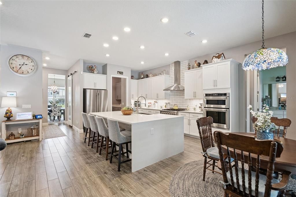 En Venta: $959,000 (7 camas, 5 baños, 5273 Pies cuadrados)