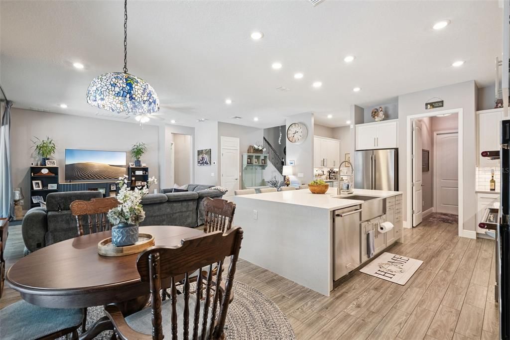 En Venta: $959,000 (7 camas, 5 baños, 5273 Pies cuadrados)