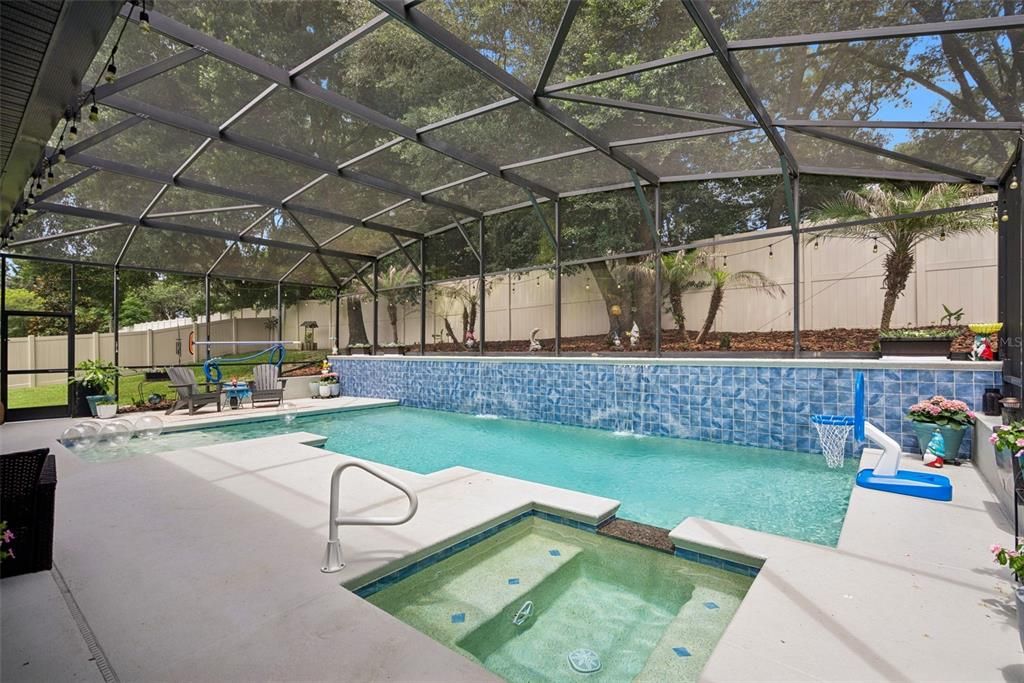 En Venta: $959,000 (7 camas, 5 baños, 5273 Pies cuadrados)