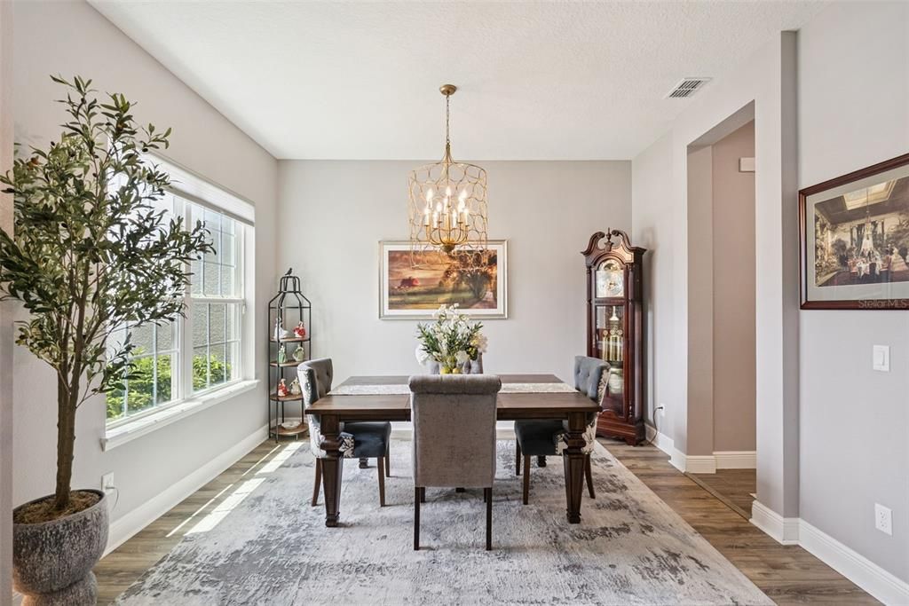 En Venta: $959,000 (7 camas, 5 baños, 5273 Pies cuadrados)
